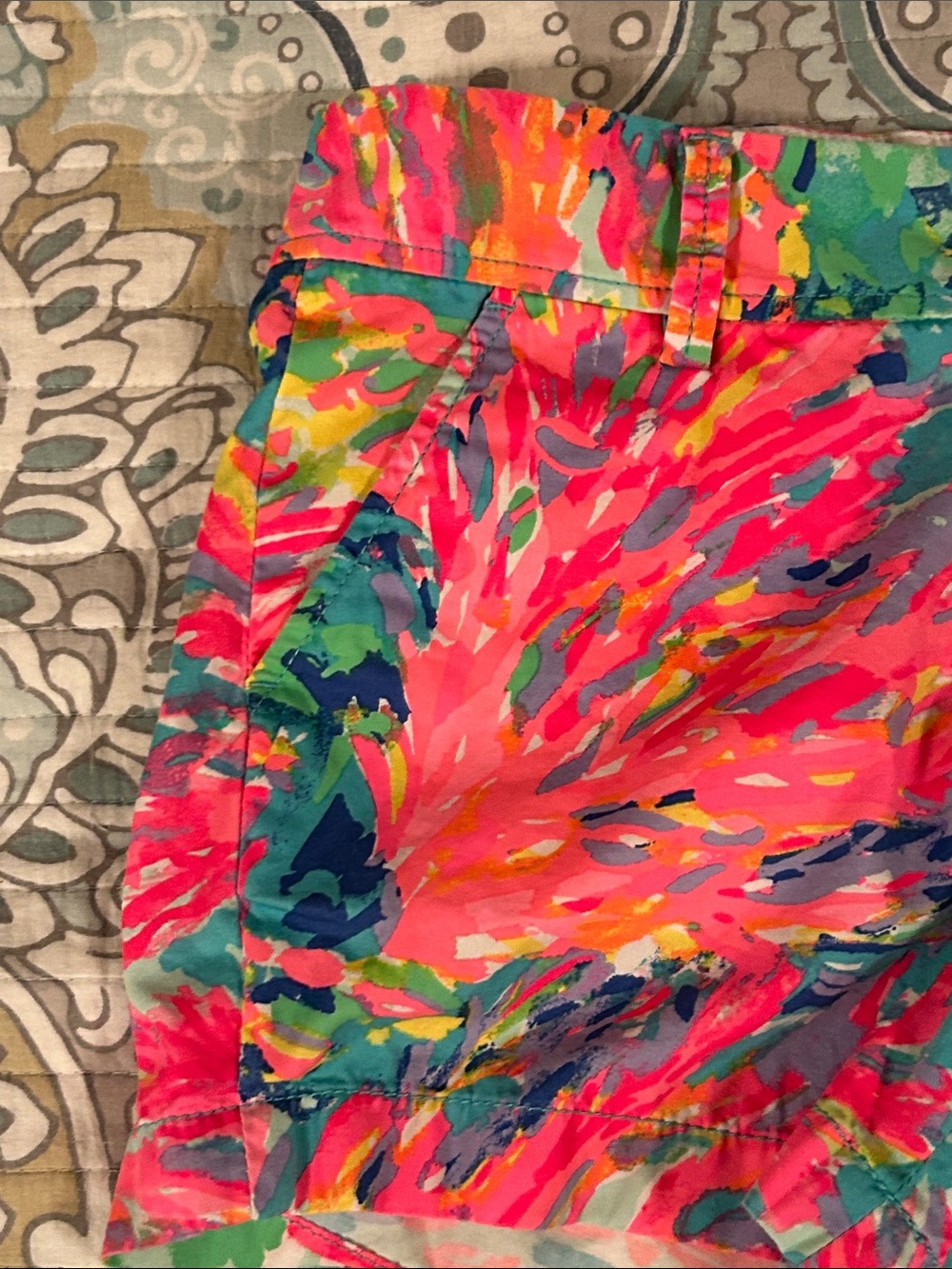 Lilly Pulitzer Callahan Neon Pink Multi-Color Floral Print Shorts - Picture 5 of 12